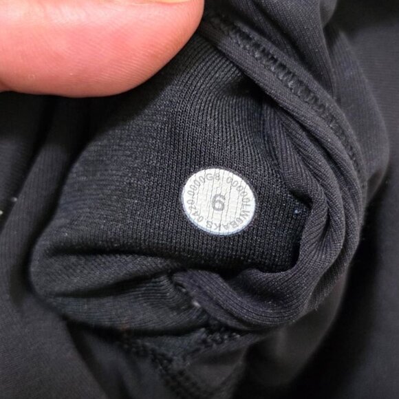 Lululemon Black High-Waisted Full-Length Leggings Women's Size 6 Yoga/Activewear - Picture 5 of 7